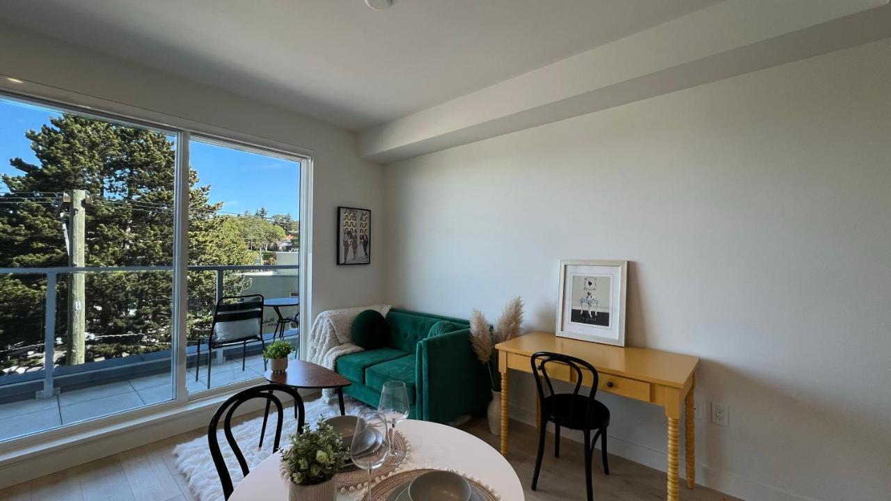 Hillside Oasis By Iris Properties! Βικτώρια Εξωτερικό φωτογραφία